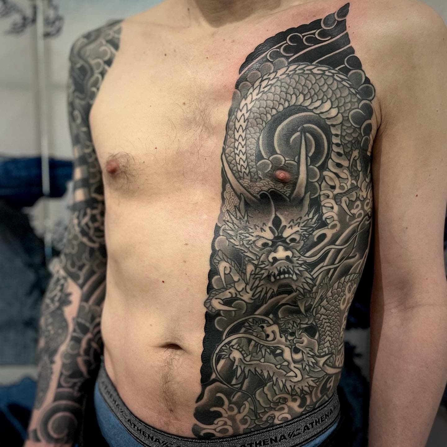 Tatouage réalisé par Adri au Tattoo Studio Tewfick à Angers