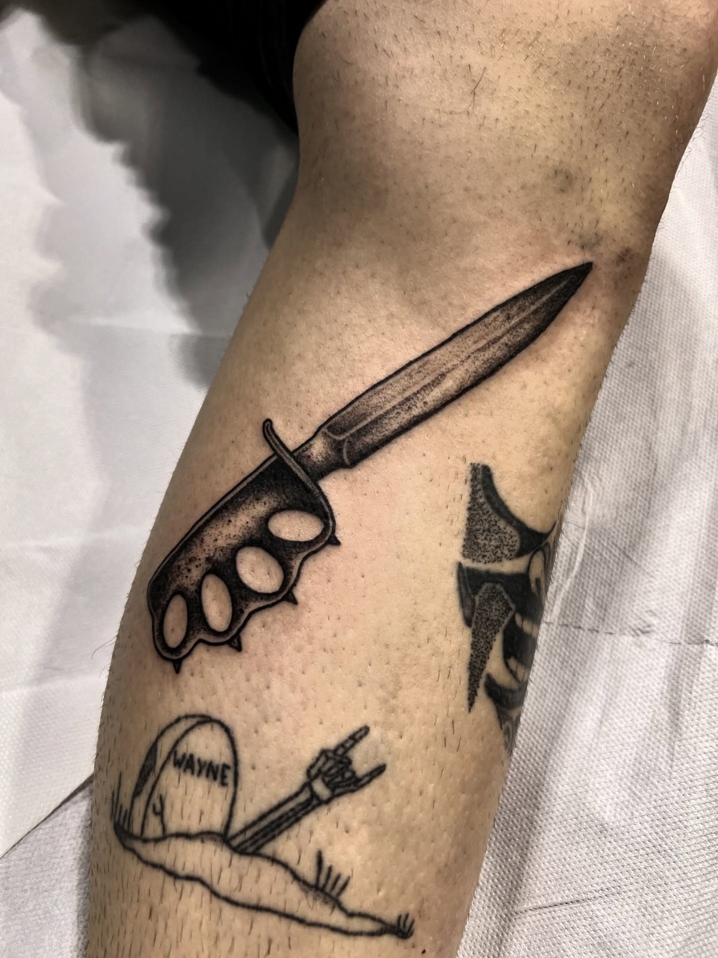 Tatouage réalisé par Hugo au Tattoo Studio Tewfick à Angers