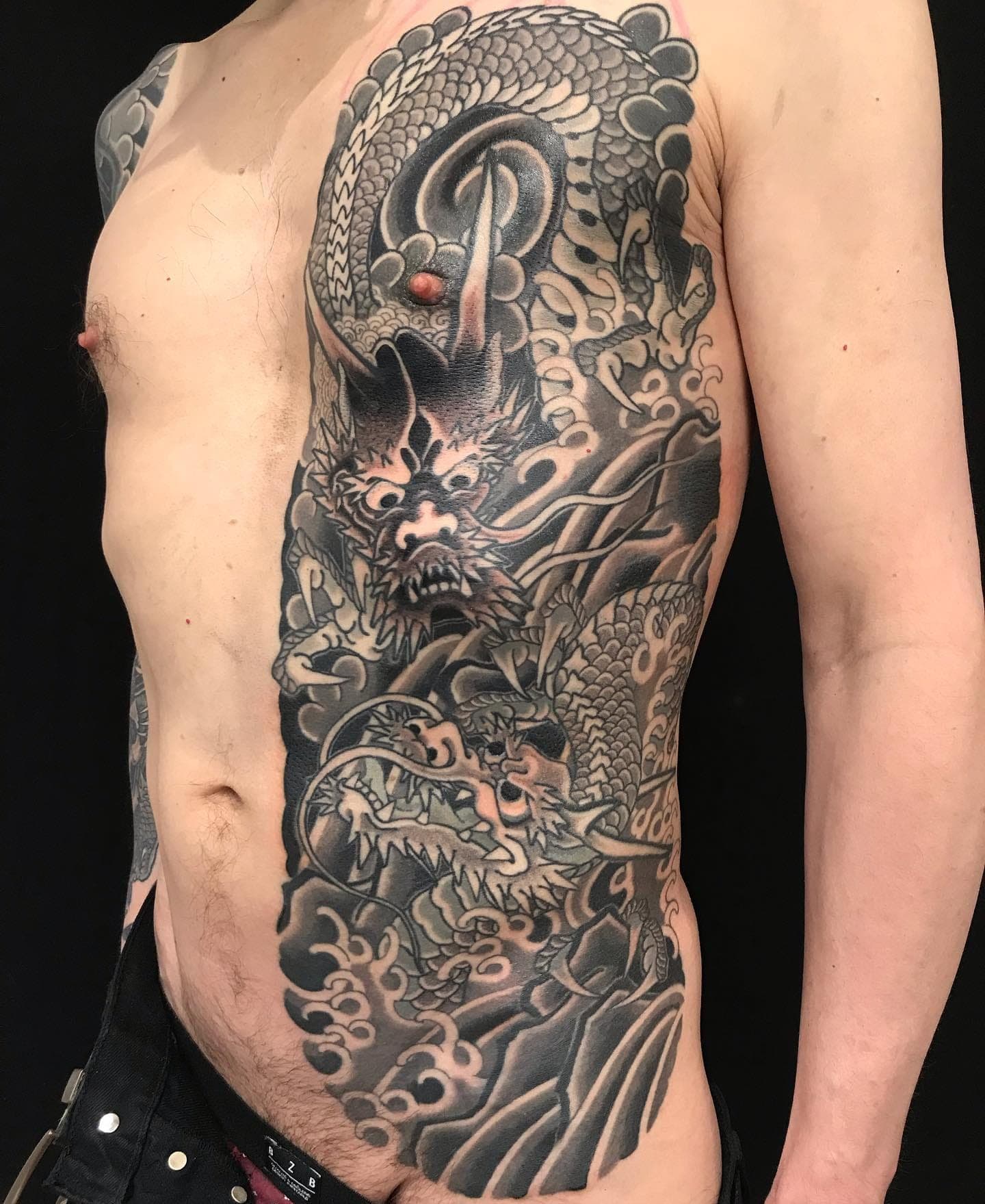 Tatouage réalisé par Adri au Tattoo Studio Tewfick à Angers