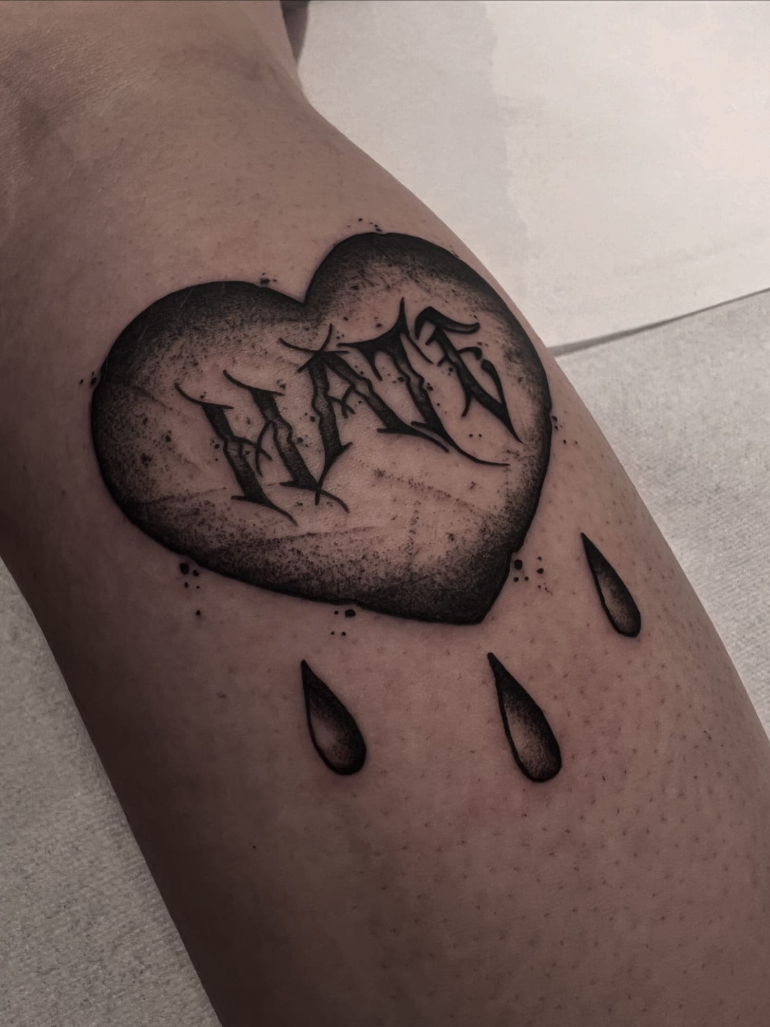 Tatouage réalisé par Hugo au Tattoo Studio Tewfick à Angers