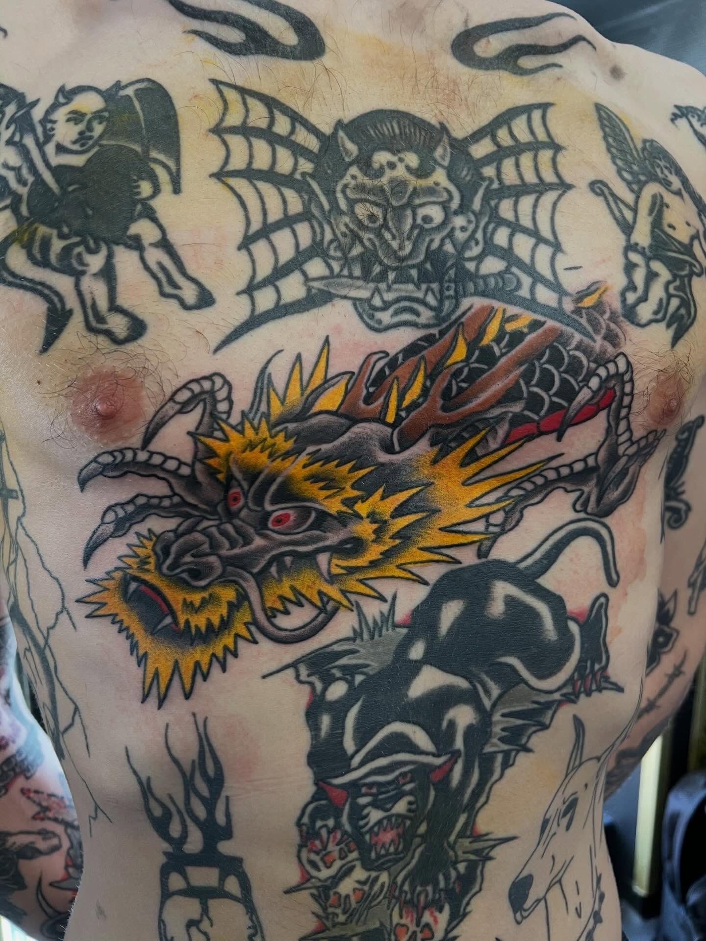 Tatouage réalisé par Arno au Tattoo Studio Tewfick à Angers