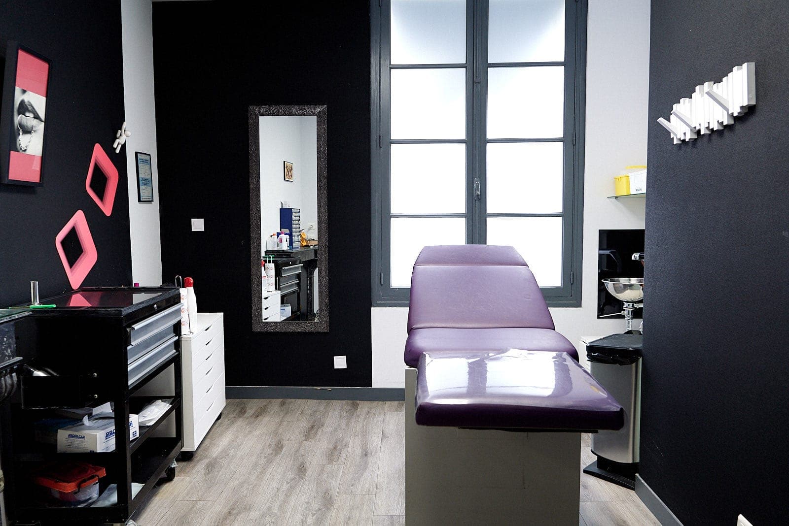 Les locaux du Tattoo Studio Tewfick, rue Jules Guitton à Angers - vue 9