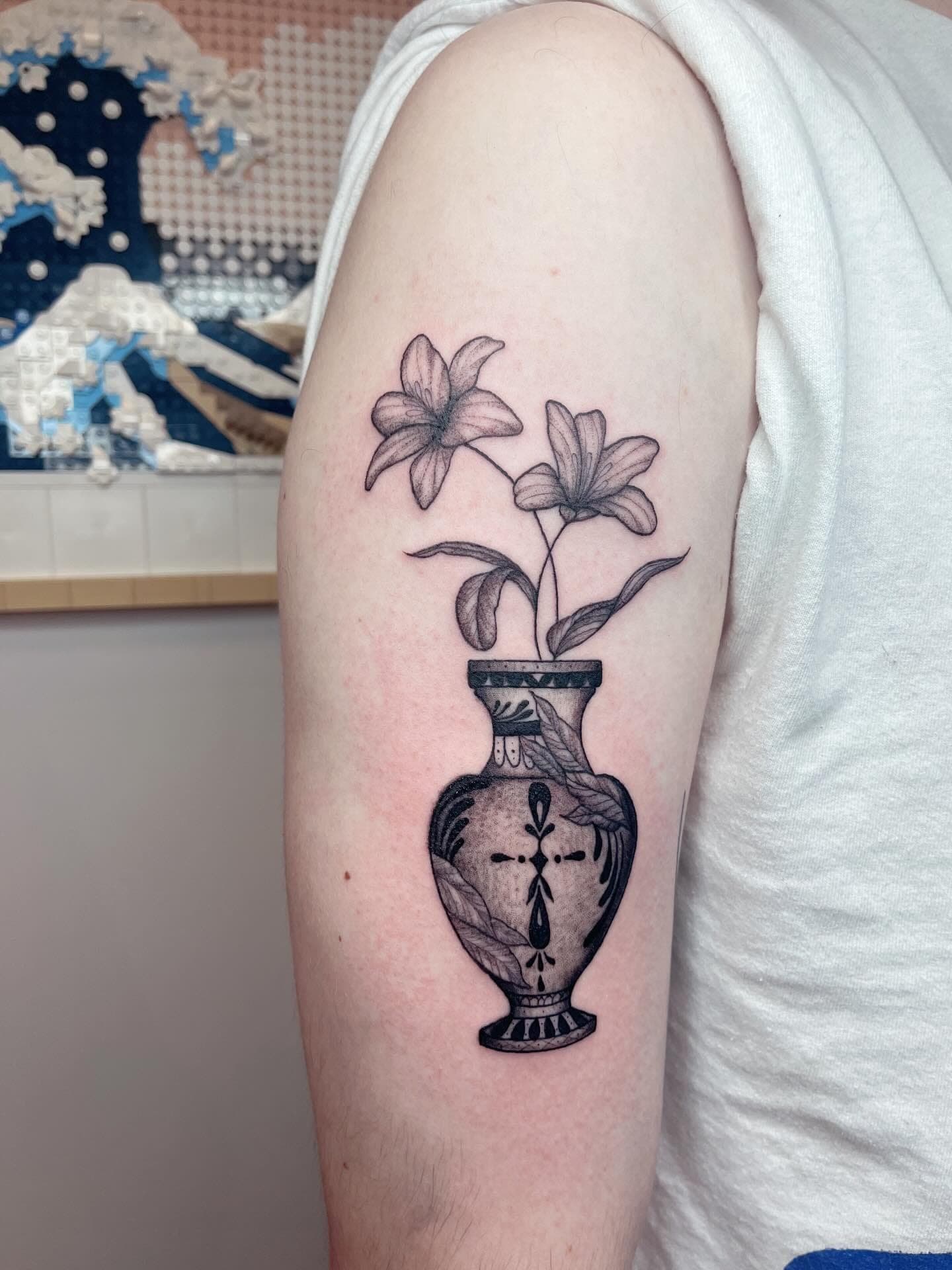 Tatouage réalisé par Yon au Tattoo Studio Tewfick à Angers